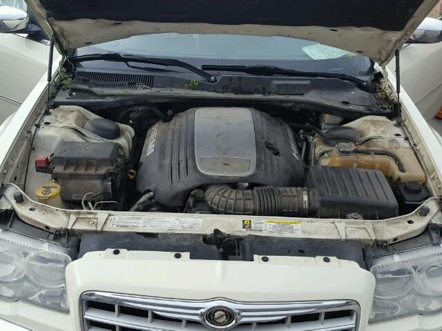 2C3LA63H06H499437 - 2006 CHRYSLER 300C WHITE photo 7