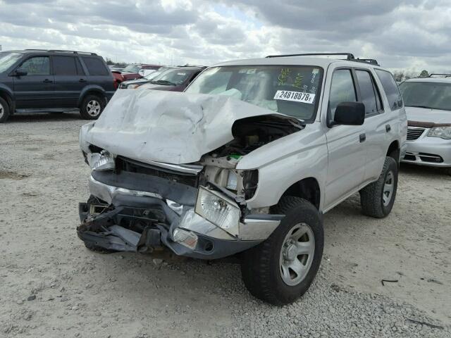 JT3GM84R7X0046711 - 1999 TOYOTA 4RUNNER SILVER photo 2