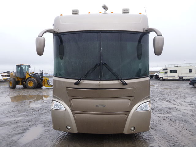 4UZAAHCY03CL99976 - 2003 FREIGHTLINER CHASSIS X BEIGE photo 3