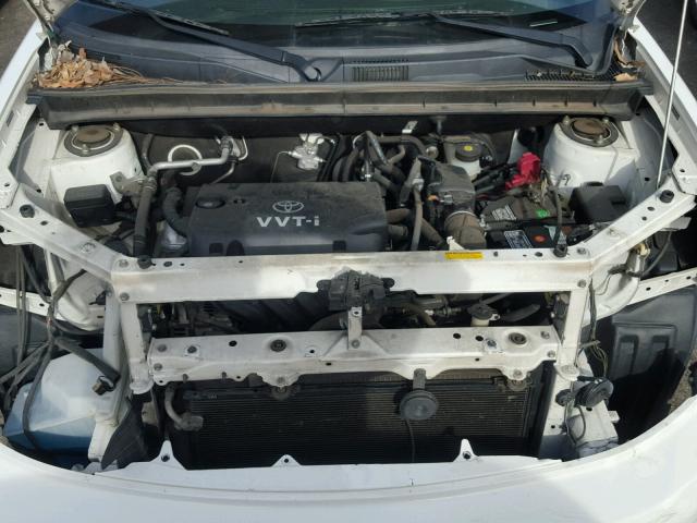 JTLKT324264123631 - 2006 TOYOTA SCION XB WHITE photo 7