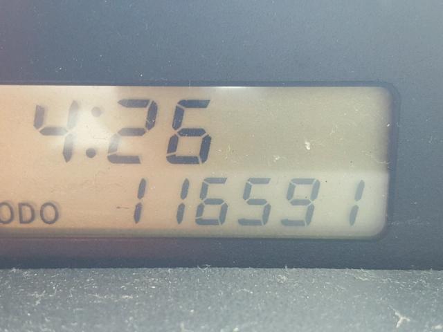 JTLKT324264123631 - 2006 TOYOTA SCION XB WHITE photo 8