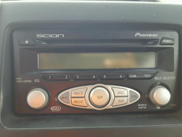 JTLKT324264123631 - 2006 TOYOTA SCION XB WHITE photo 9