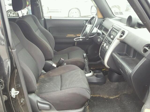 JTLKT334350201788 - 2005 TOYOTA SCION XB შავი ფოტო 5