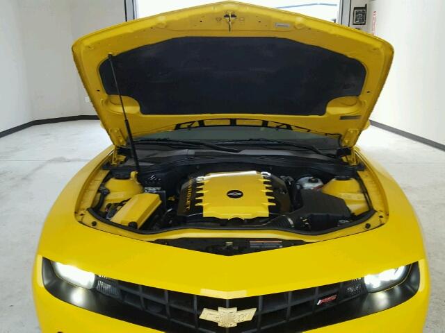 2G1FC1EV4A9196679 - 2010 CHEVROLET CAMARO LT YELLOW photo 7