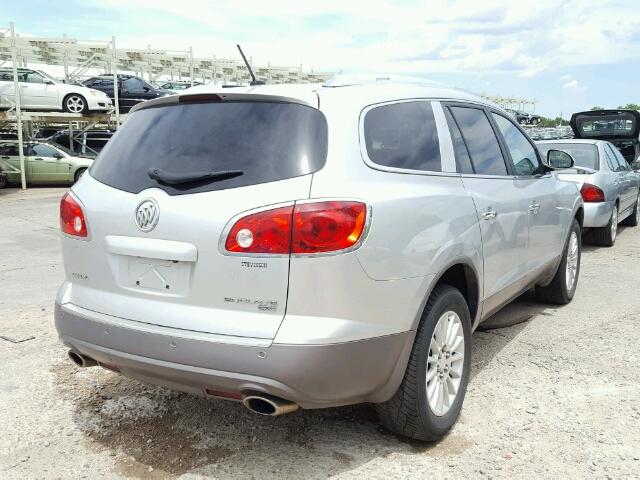 5GAKVBED2BJ264773 - 2011 BUICK ENCLAVE CX SILVER photo 4