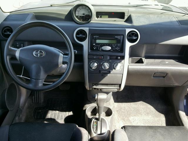 JTLKT324750208552 - 2005 TOYOTA SCION XB ლურჯი ფოტო 9