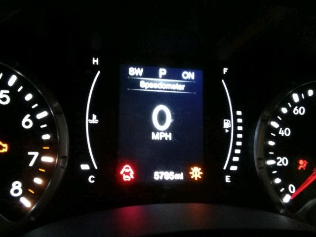 ZACCJBAB7HPG43974 - 2017 JEEP RENEGADE S 银色 照片 8