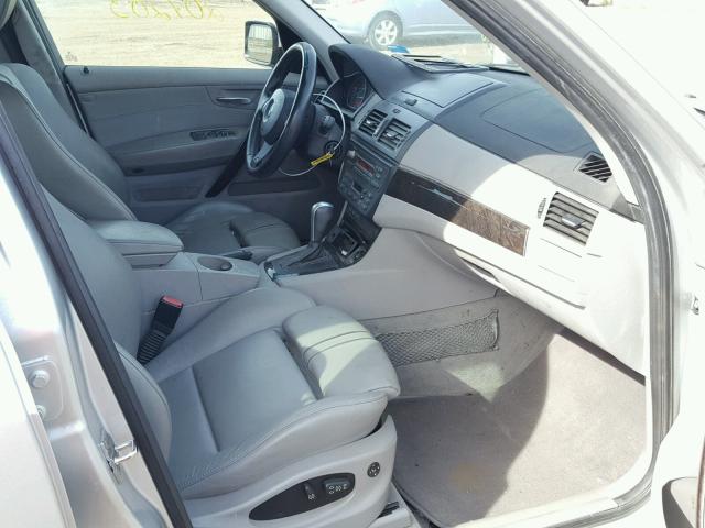 WBXPC93457WF09989 - 2007 BMW X3 3.0SI SILVER photo 5