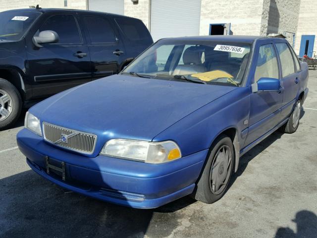 YV1LS55A0X1565384 - 1999 VOLVO S70 BLUE photo 2