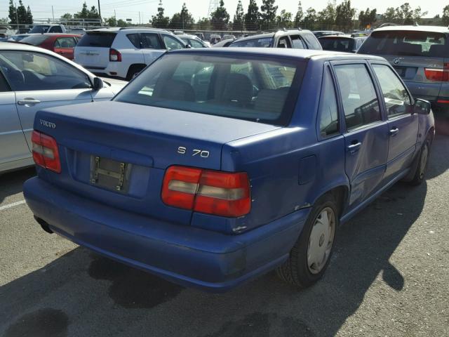 YV1LS55A0X1565384 - 1999 VOLVO S70 BLUE photo 4