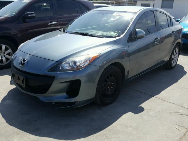 JM1BL1TF2D1813930 - 2013 MAZDA 3 I GRAY photo 2