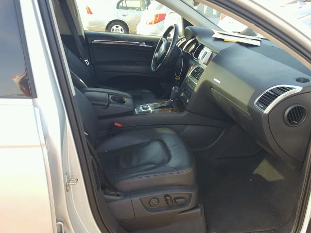 WA1AY74L19D007842 - 2009 AUDI Q7 3.6 QUA SILVER photo 5