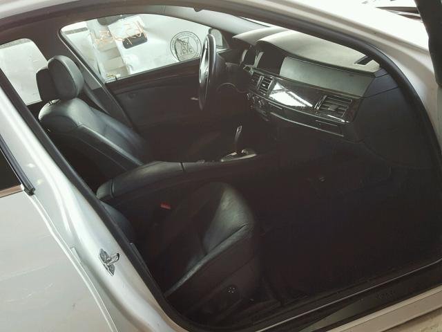 WBANW13529C163310 - 2009 BMW 535 I WHITE photo 5