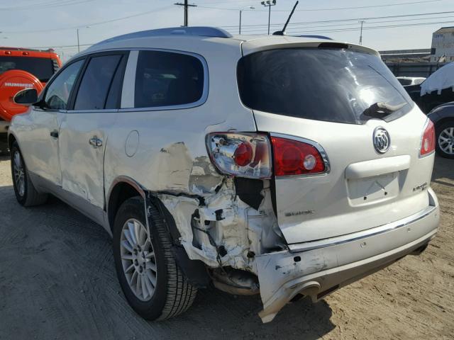 5GAKRBED2BJ419696 - 2011 BUICK ENCLAVE CX WHITE photo 3