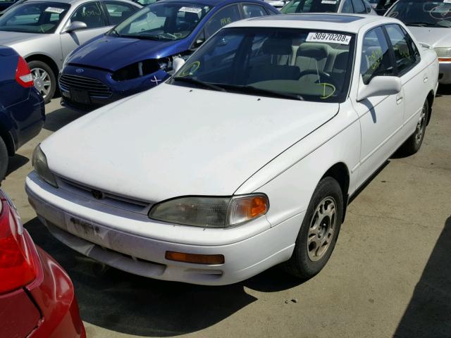 JT2BG12K2T0412314 - 1996 TOYOTA CAMRY DX WHITE photo 2