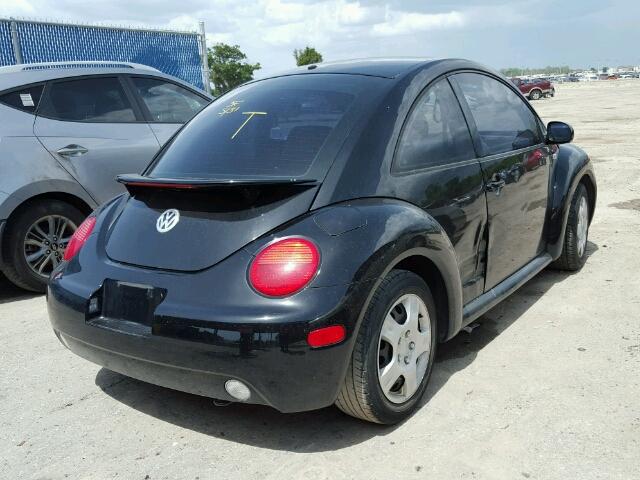 3VWBB21C82M460009 - 2002 VOLKSWAGEN NEW BEETLE BLACK photo 4