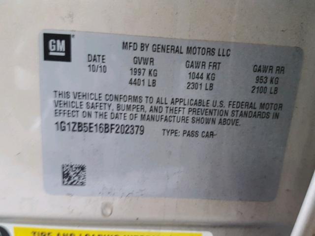 1G1ZB5E16BF202379 - 2011 CHEVROLET MALIBU LS GOLD photo 10