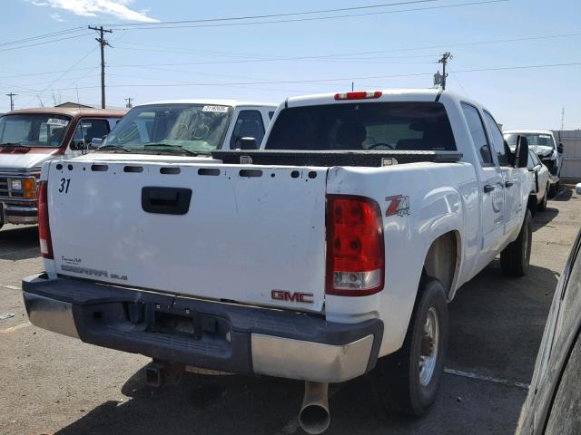 1GTHK23638F108131 - 2008 GMC SIERRA K25 WHITE photo 4