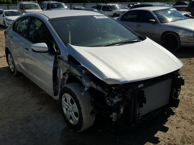 3KPFK4A79JE195256 - 2018 KIA FORTE LX SILVER photo 1