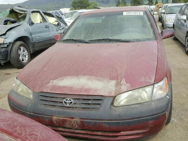 JT2BG22K3W0181983 - 1998 TOYOTA CAMRY CE BURGUNDY photo 9