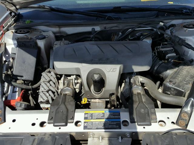 2G2WP552261212512 - 2006 PONTIAC GRAND PRIX SILVER photo 7
