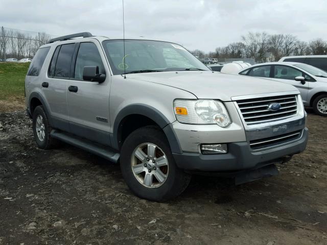 1FMEU73E86UA39703 - 2006 FORD EXPLORER X SILVER photo 1