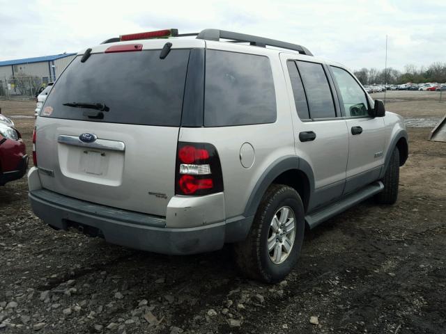 1FMEU73E86UA39703 - 2006 FORD EXPLORER X SILVER photo 4