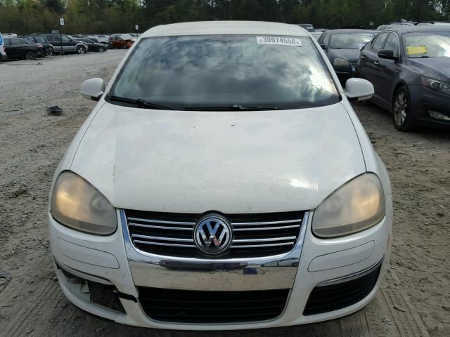 3VWPF71KX7M183854 - 2007 VOLKSWAGEN JETTA 2.5 WHITE photo 9