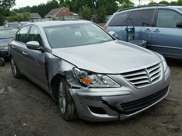 KMHGC4DF3AU092691 - 2010 HYUNDAI GENESIS 4. SILVER photo 1