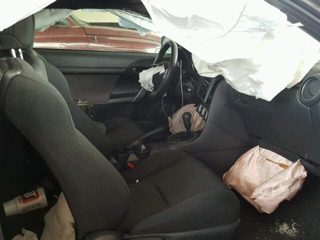 JTKJF5C75B3016925 - 2011 TOYOTA SCION TC 灰色 照片 5