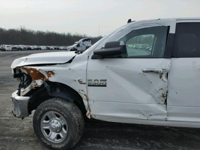 3C6UR5DL1GG256962 - 2016 RAM 2500 SLT WHITE photo 10