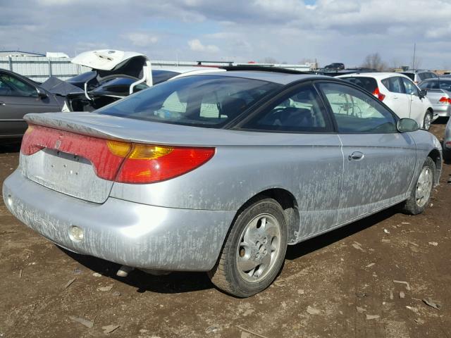 1G8ZY12712Z250002 - 2002 SATURN SC2 SILVER photo 4