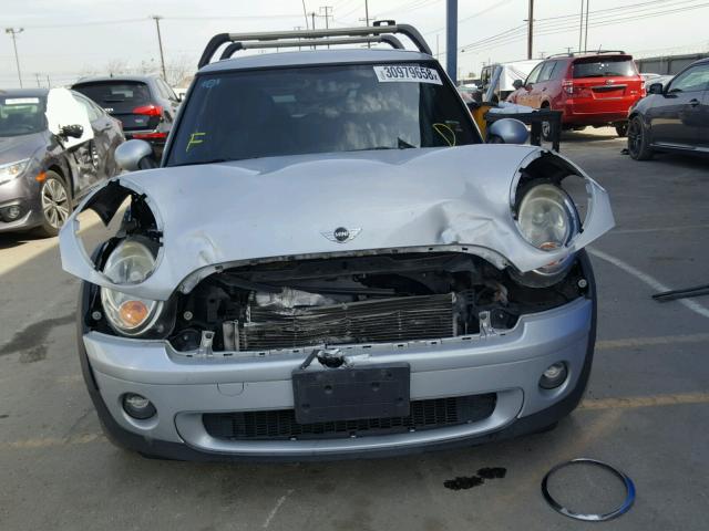 WMWMF33529TZ21167 - 2009 MINI COOPER SILVER photo 9