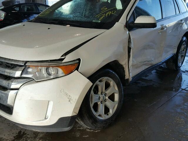 2FMDK4JC8DBC62490 - 2013 FORD EDGE SEL WHITE photo 9