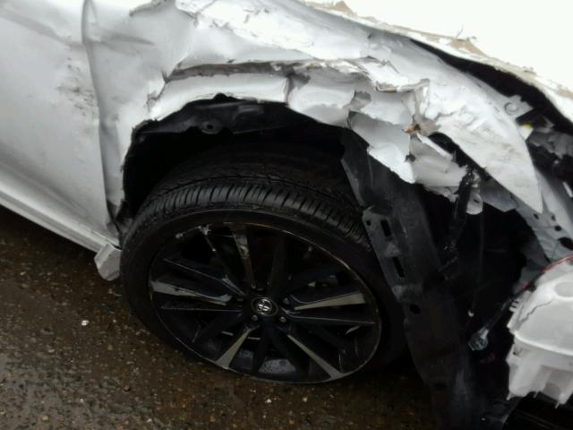 4T1B61HK3JU024639 - 2018 TOYOTA CAMRY XSE WHITE photo 9
