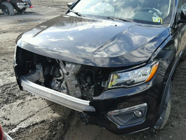 3C4NJDBBXHT639980 - 2017 JEEP COMPASS LA BLACK photo 9