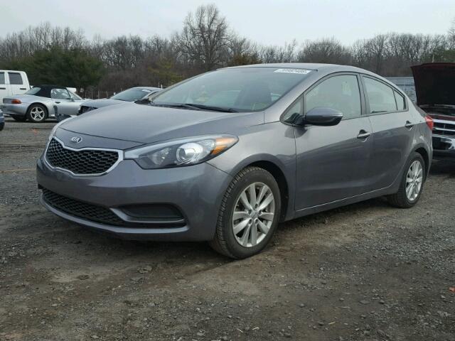 KNAFX4A66G5506717 - 2016 KIA FORTE LX GRAY photo 2