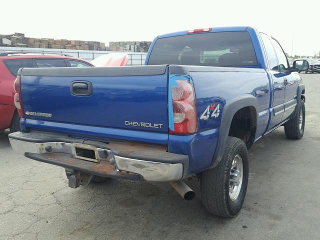 1GCHK29173E357705 - 2003 CHEVROLET SILVERADO BLUE photo 4