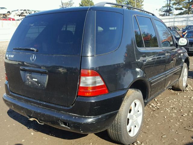 4JGAB72E5YA165642 - 2000 MERCEDES-BENZ ML 430 黑色 照片 4