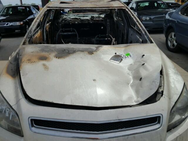 1G1ZE5E13BF313351 - 2011 CHEVROLET MALIBU LTZ 白色 照片 7