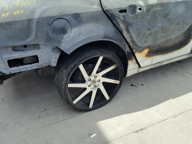 1G1ZE5E13BF313351 - 2011 CHEVROLET MALIBU LTZ 白色 照片 9