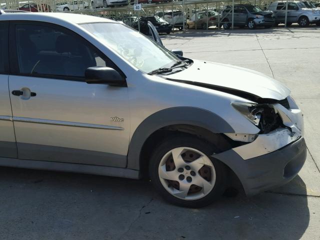 5Y2SL62844Z465632 - 2004 PONTIAC VIBE SILVER photo 9