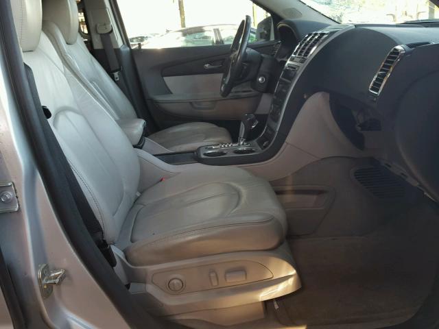 1GKER33D69J214224 - 2009 GMC ACADIA SLT ვერცხლისფერი ფოტო 5