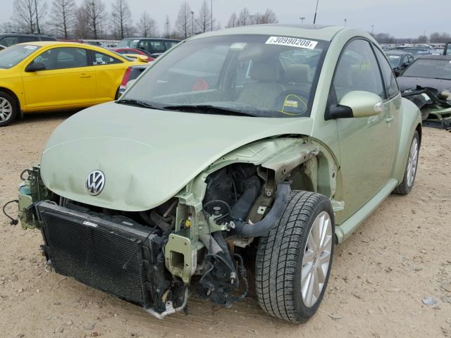 3VWRW31C98M525841 - 2008 VOLKSWAGEN NEW BEETLE GREEN photo 2