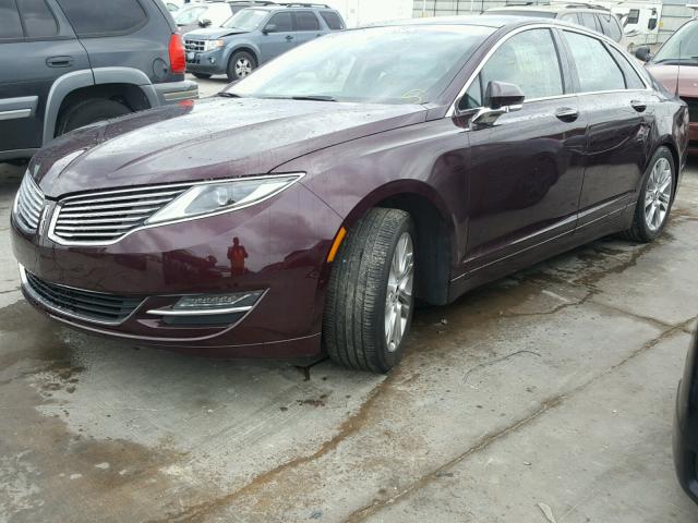 3LN6L2LU6DR820449 - 2013 LINCOLN MKZ HYBRID MAROON photo 2