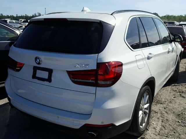 5UXKR2C58F0H39208 - 2015 BMW X5 SDRIVE3 WHITE photo 4