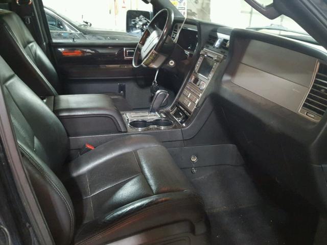 5LMJJ2J55AEJ09722 - 2010 LINCOLN NAVIGATOR 黑色 照片 5