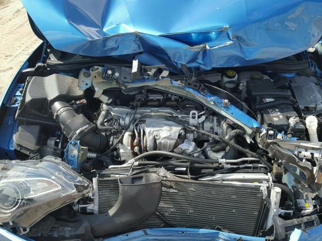 W04WJ3N5XHG005605 - 2017 BUICK CASCADA SP BLUE photo 7