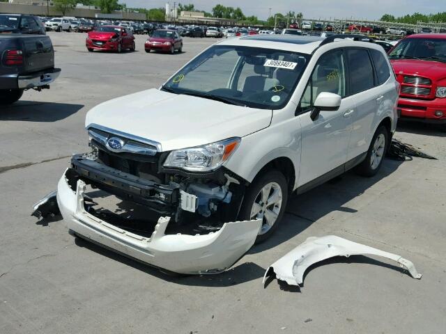 JF2SJAFC0FH514343 - 2015 SUBARU FORESTER 2 WHITE photo 2