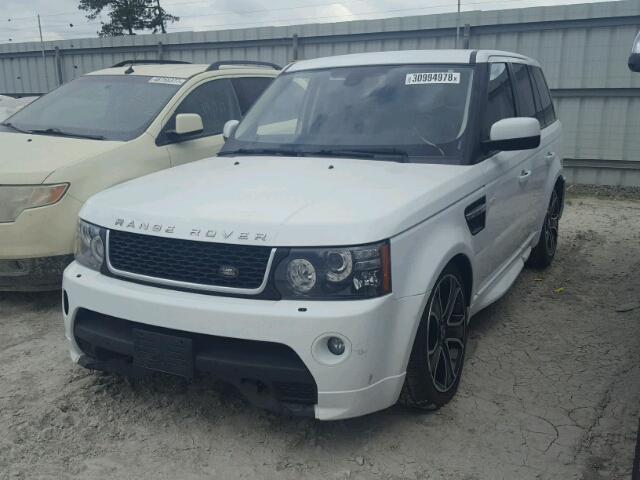 SALSF2D49DA768584 - 2013 LAND ROVER RANGE ROVE WHITE photo 2